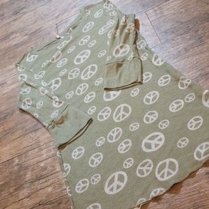 Peace sign Sweater